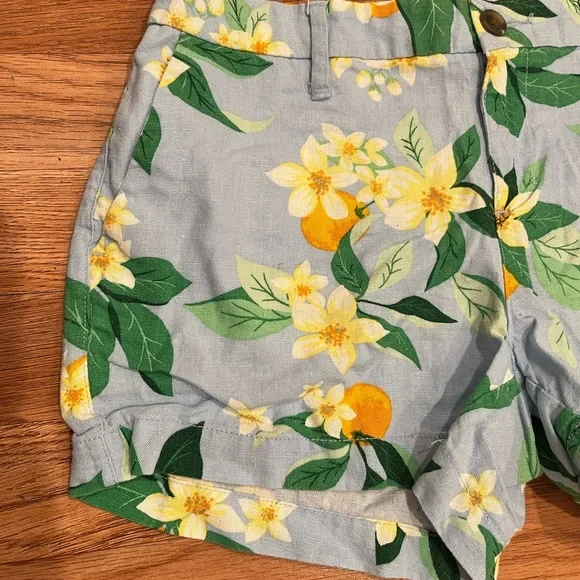 Lemon print everyday shorts - Picture 2 of 4